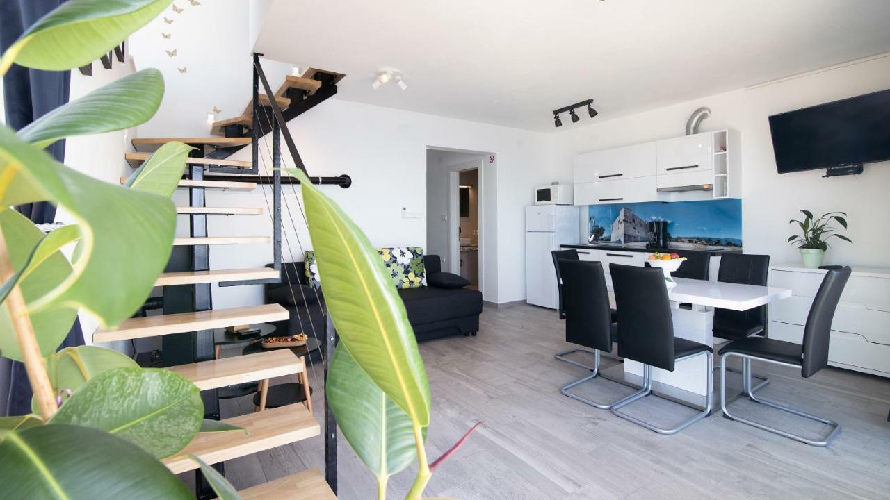 Apartment Segnia Senj  Extérieur photo