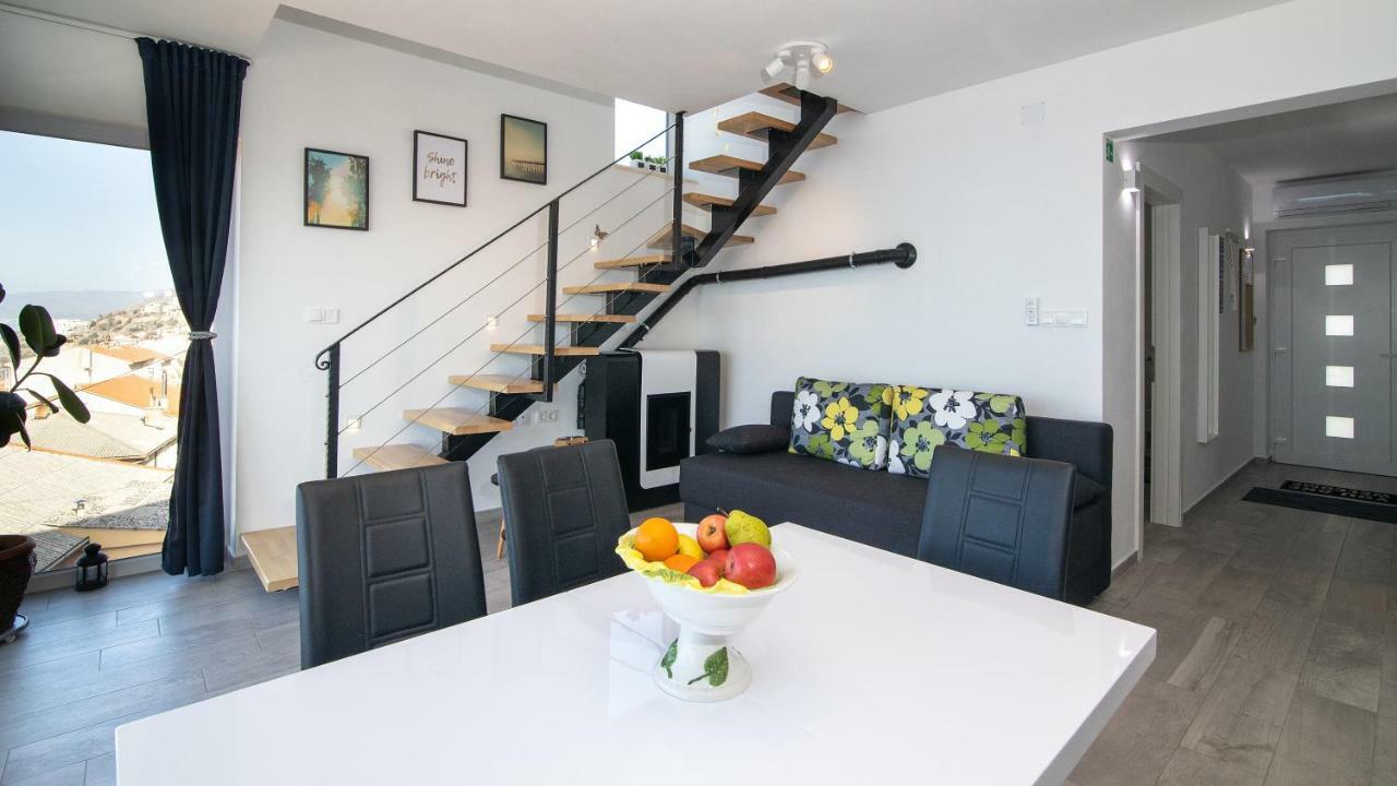 Apartment Segnia Senj  Extérieur photo